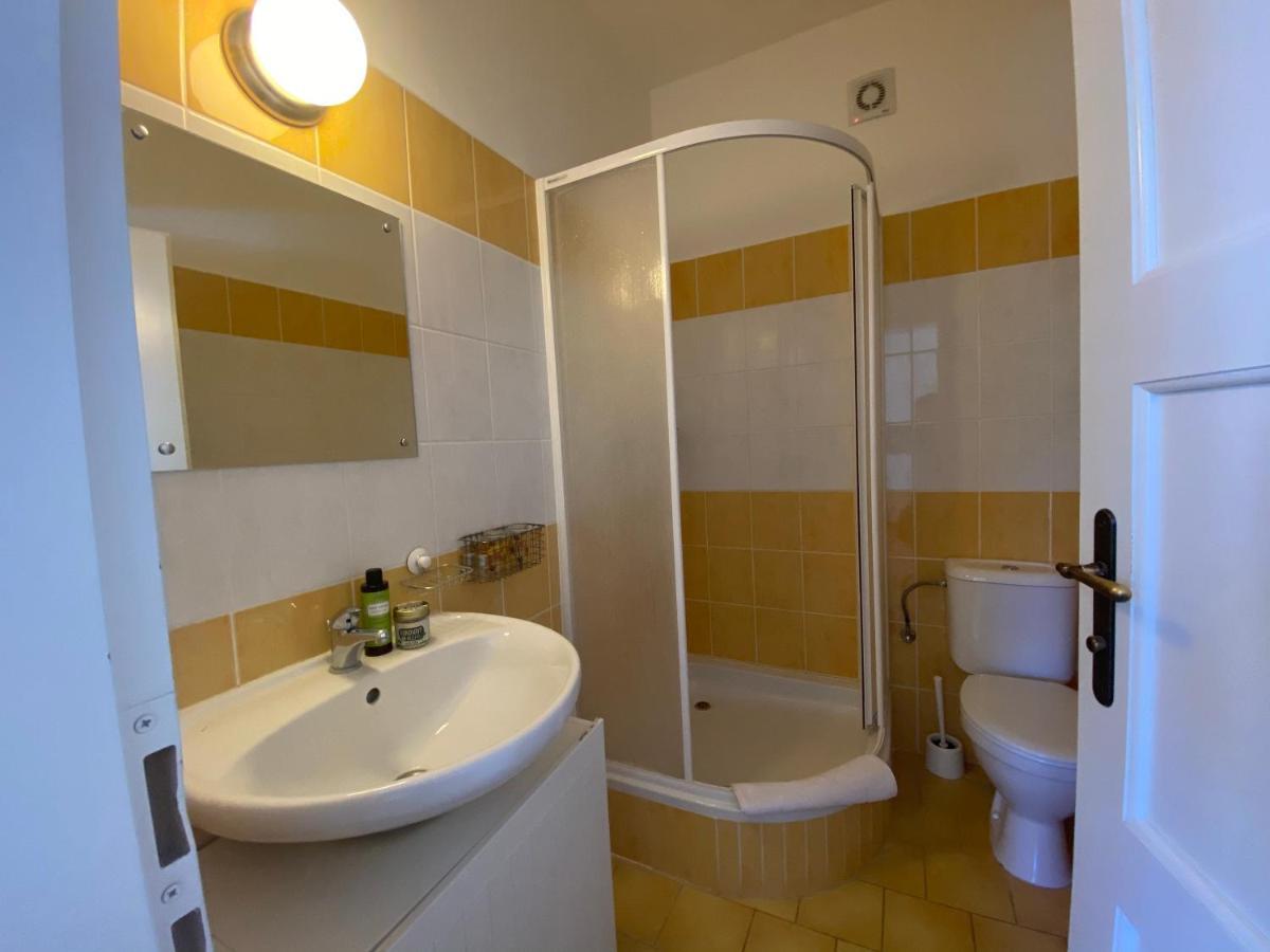 Penzion Pod Kalvarii Hotel Úštěk Bagian luar foto